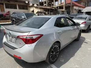 Toyota Corolla 2016 Silver