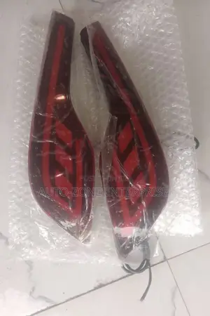 Honda Crv 2017 2018 2019 2020  2021 Back Bumper Reflector Led