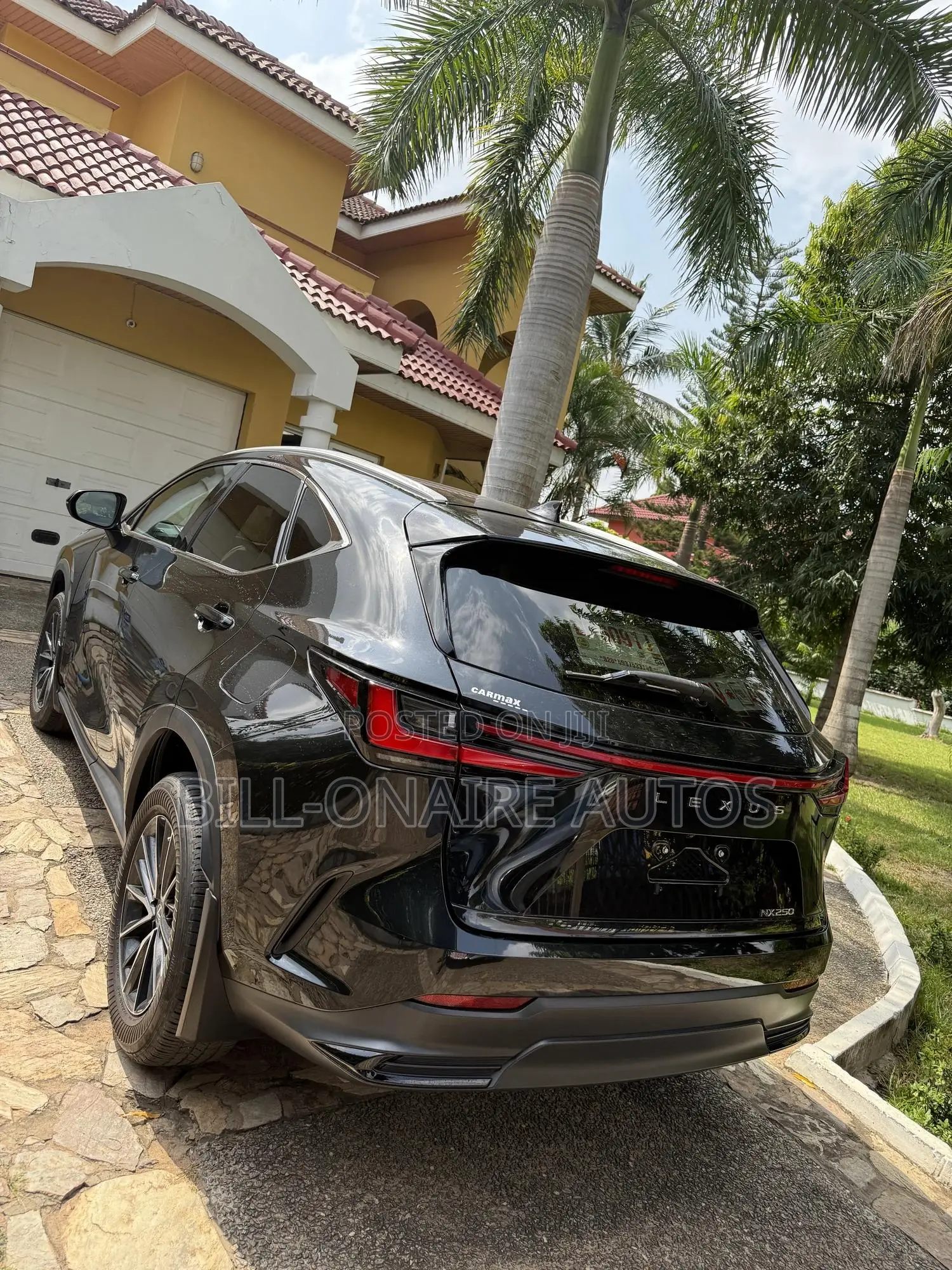 Lexus NX 2022 Black