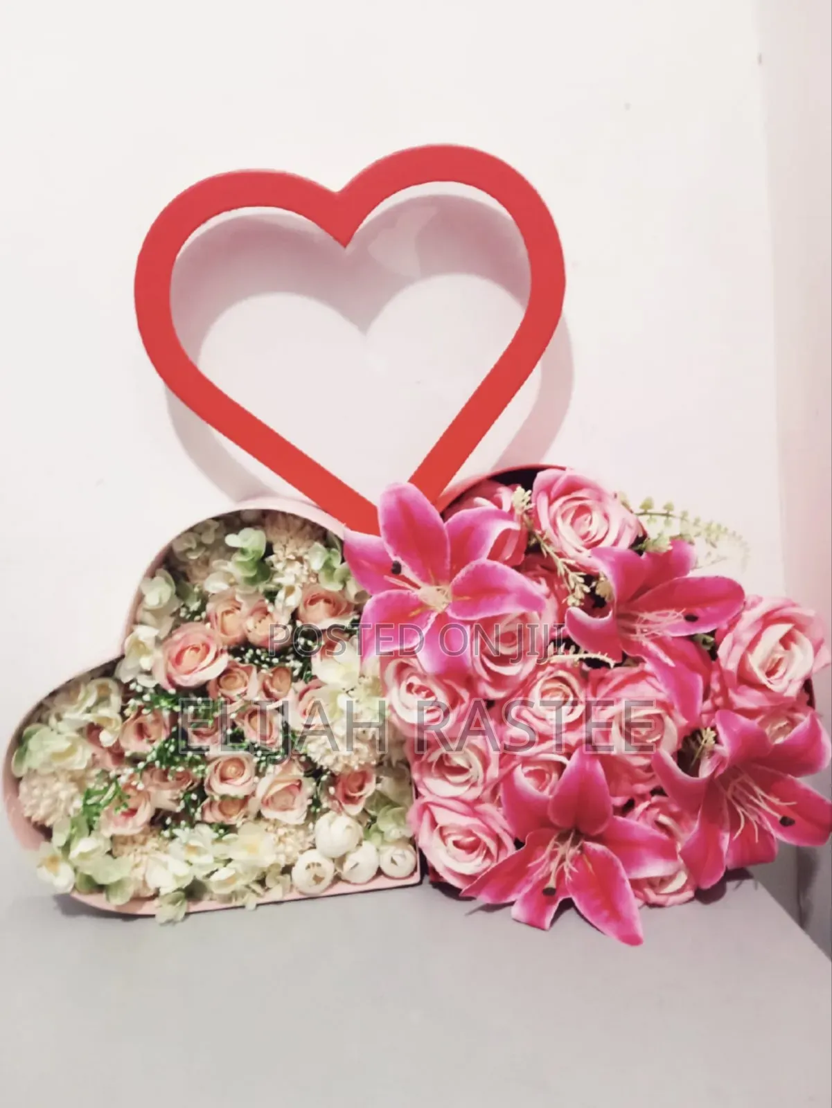 Gift Flower Arrangements Custom Made To Your Preferences