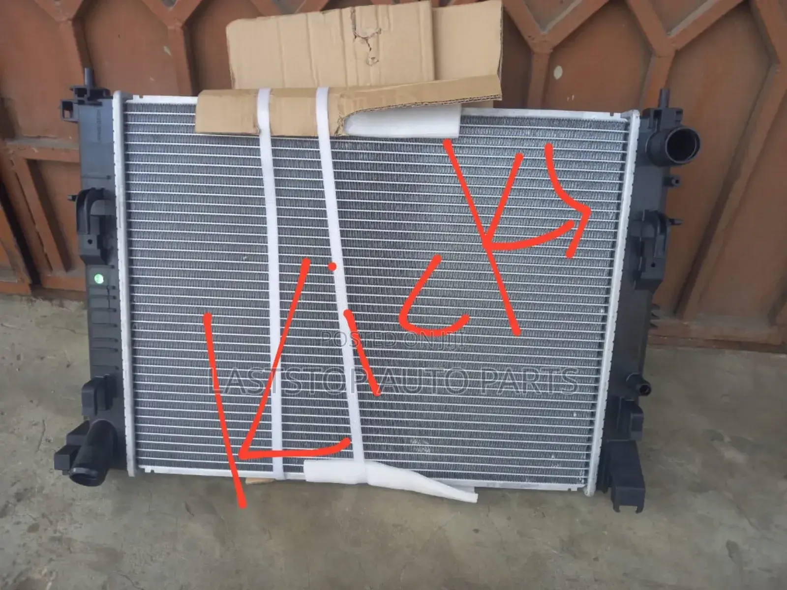 Nissan Kicks Radiator [Water Tanks] - Abossey Okai to All Areas.