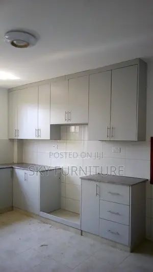 Modern Design: Rich Textured Veneer for an Attractive Look