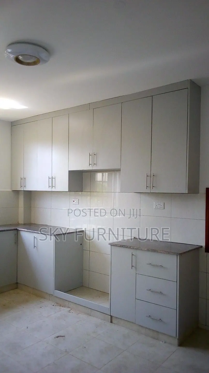 Modern Design: Rich Textured Veneer for an Attractive Look