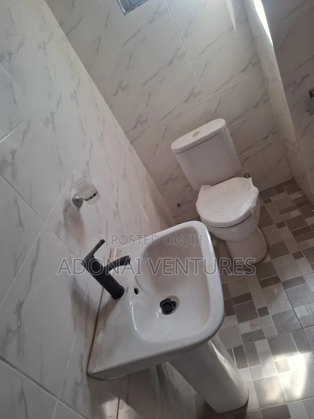 2bdrm Apartment in Sokoban  Kwaso, Kumasi Metropolitan for rent