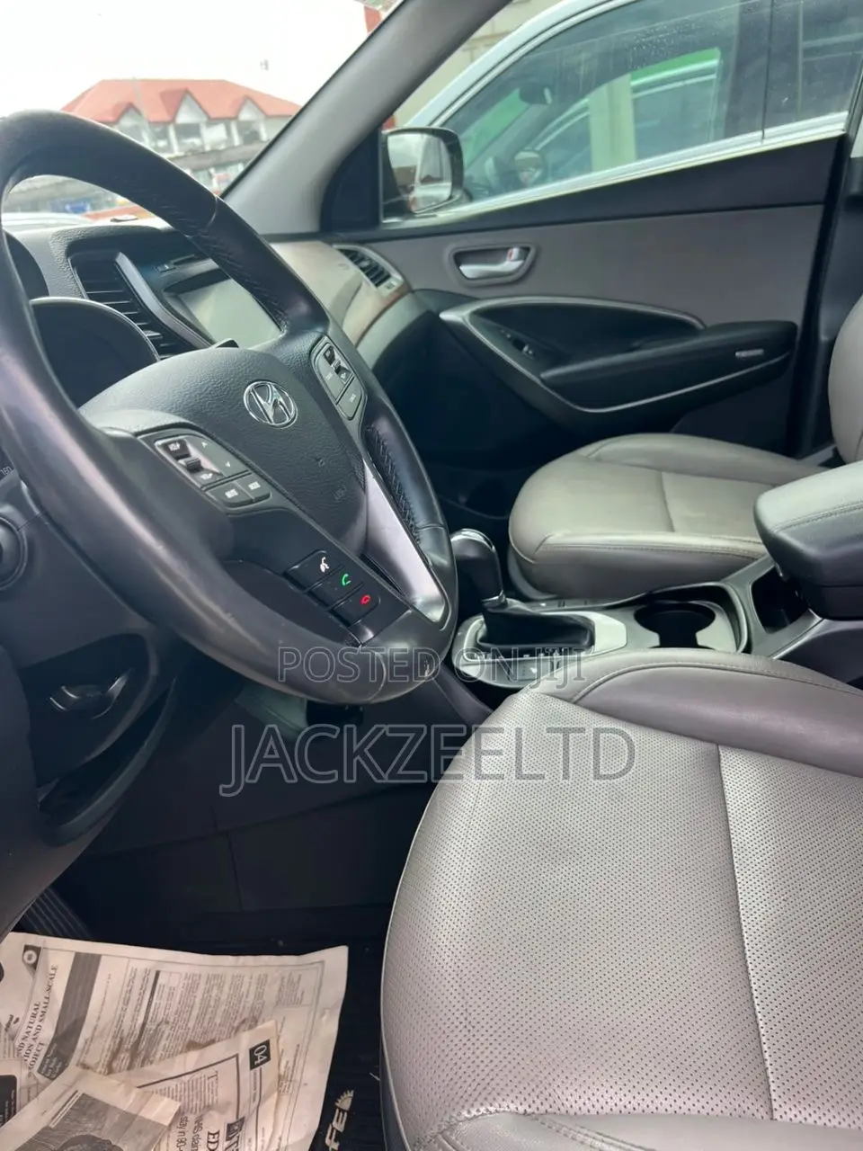 Hyundai Santa Fe SE AWD 2018 Black