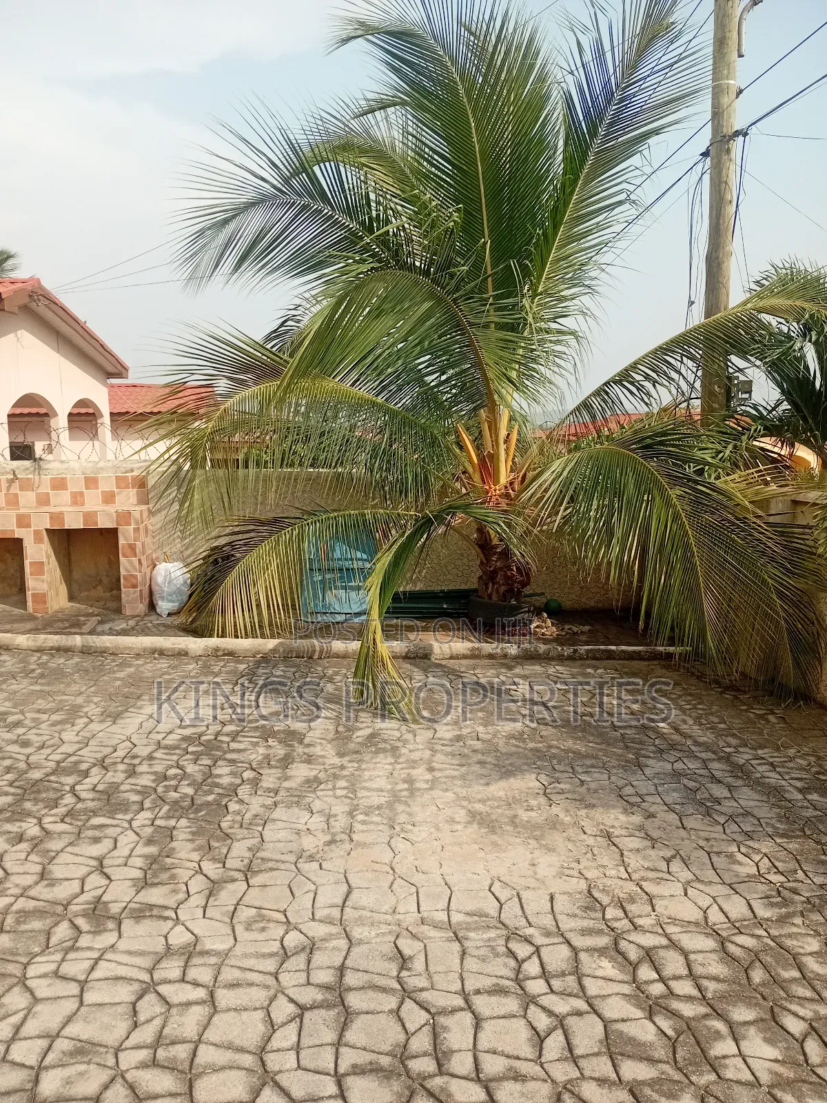 Furnished 2bdrm House in Kings Properties, Dome for rent