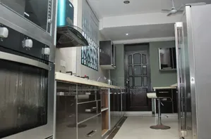 4bdrm House in East Airport, Tseaddo for sale