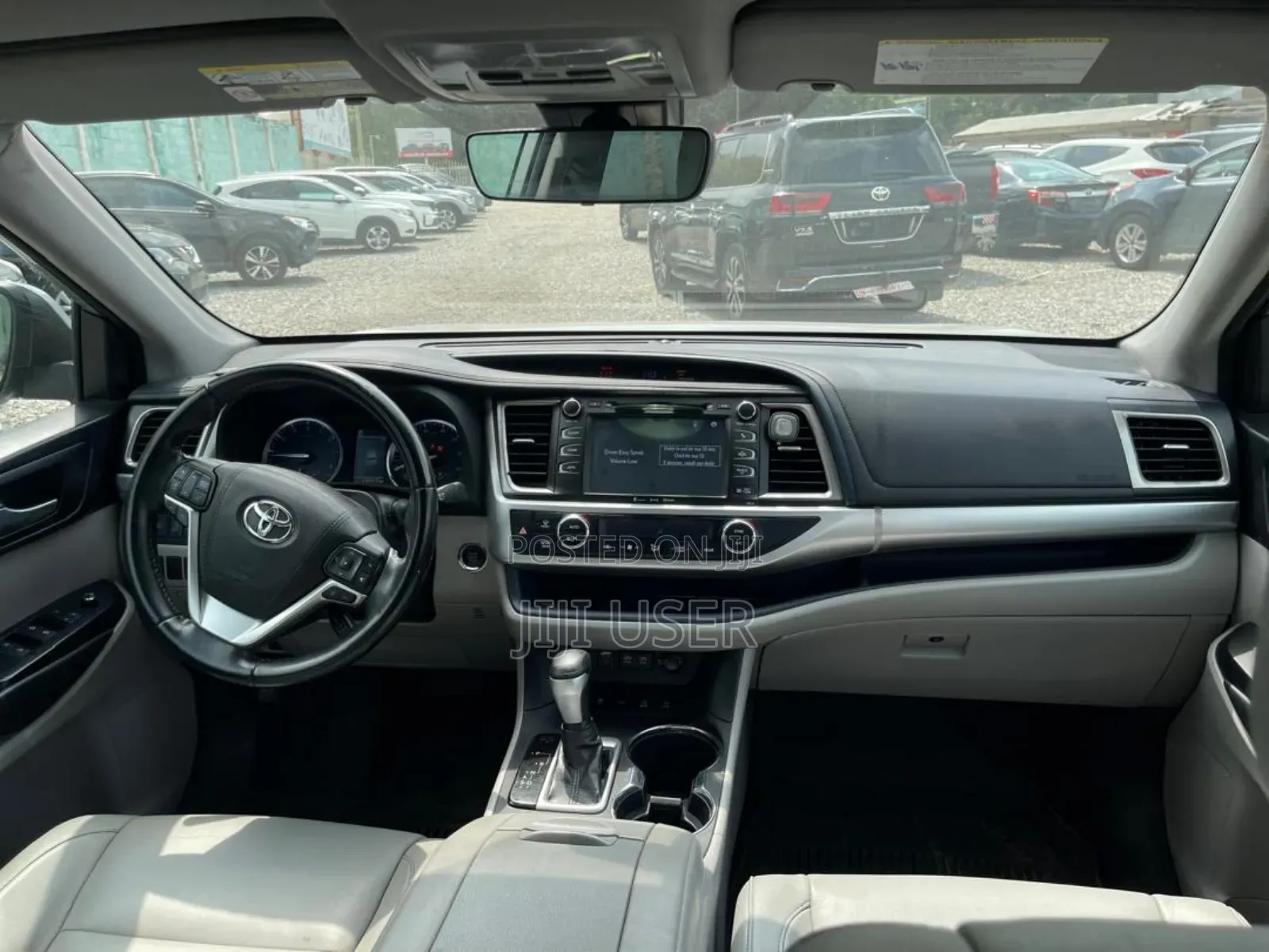 Toyota Highlander XLE 4x2 V6 (3.5L 6cyl 8A) 2018 Silver