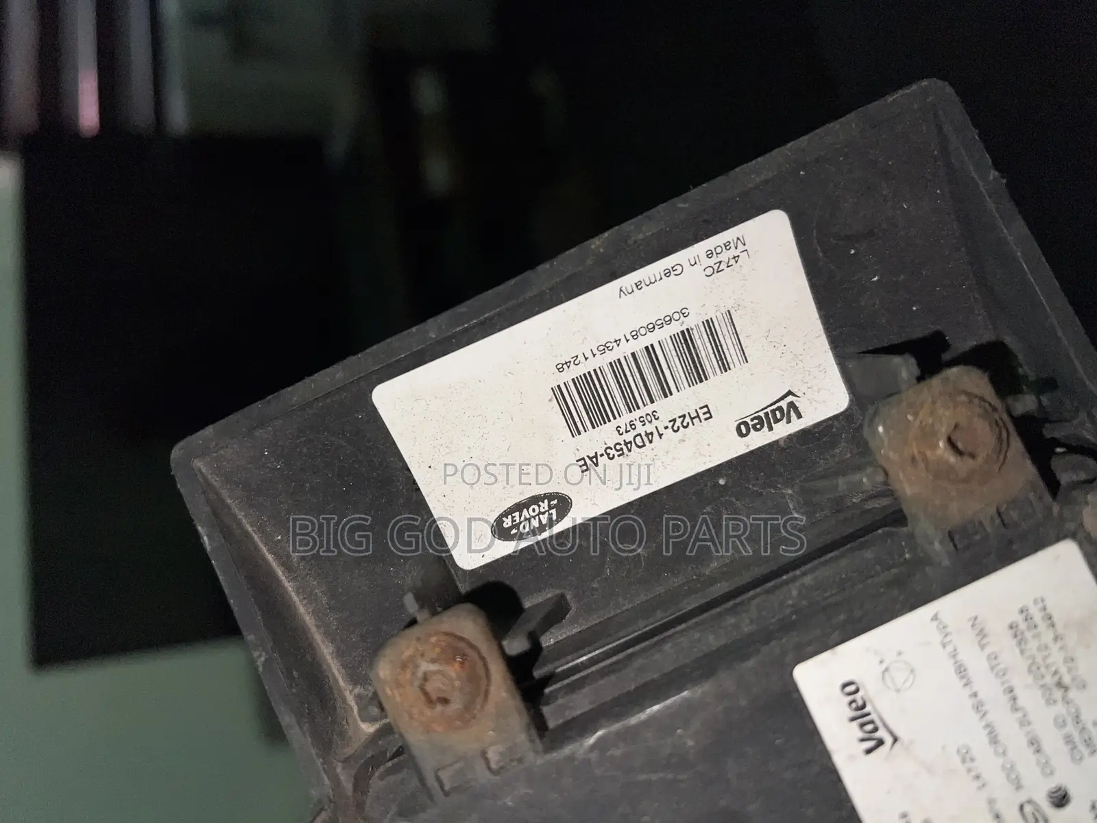 Range Rover Blind Spot Available