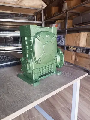Worn Gear Box/Speed Reducer