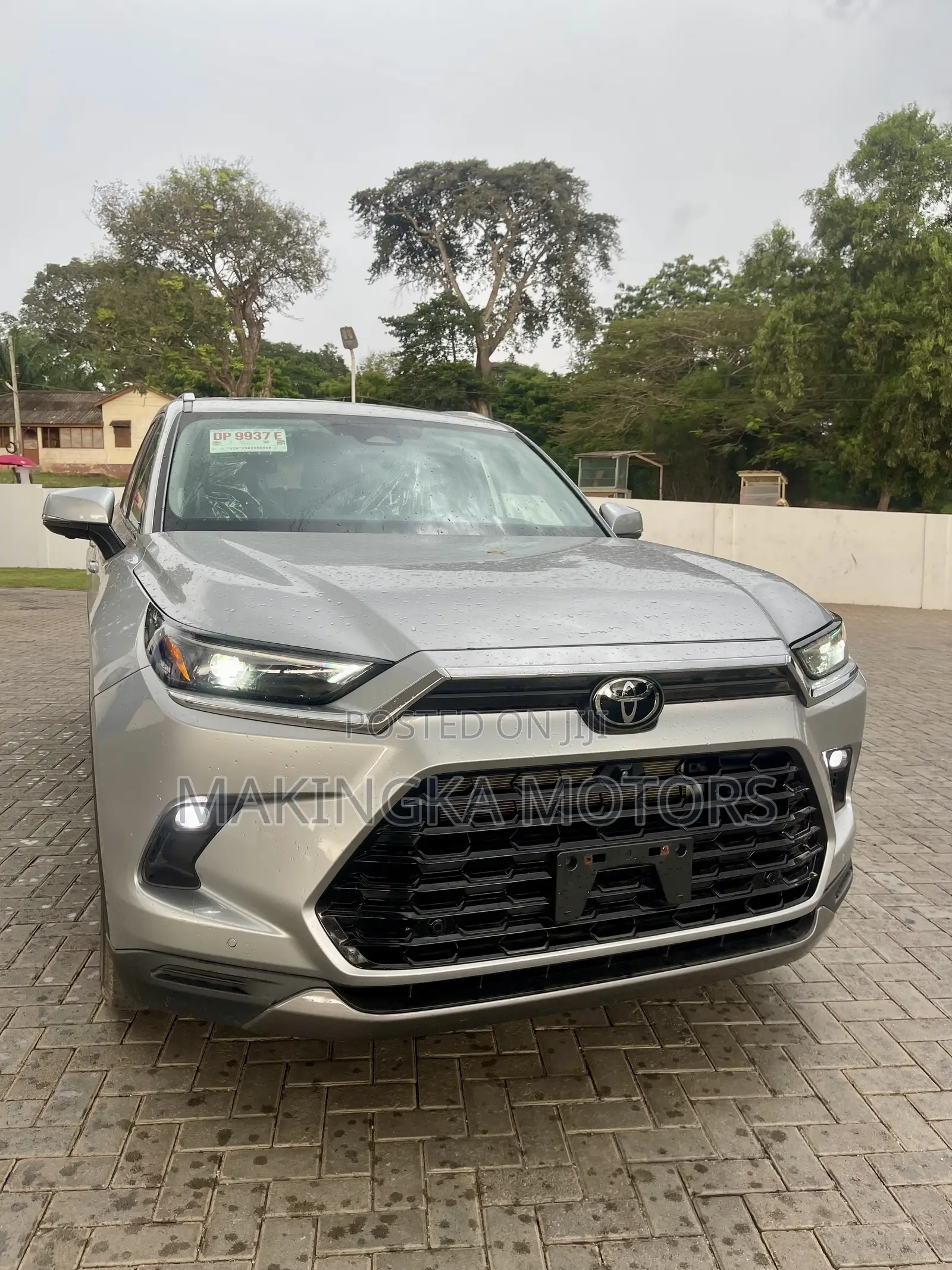 Toyota Highlander Limited FWD 2024 Silver