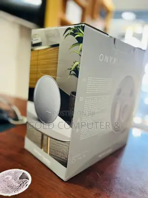 Onyx Studio 9