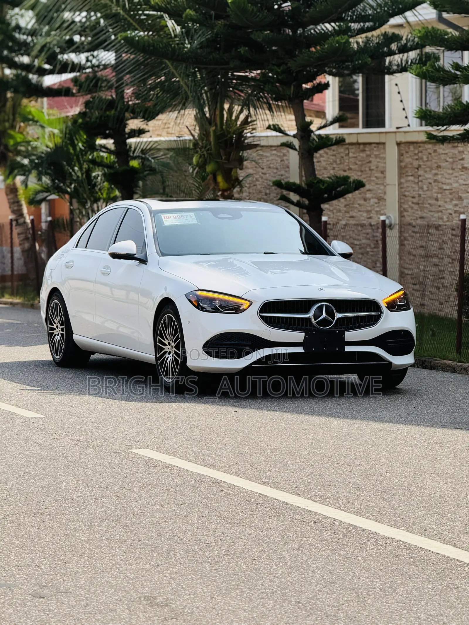 Mercedes-Benz C300 2025 White