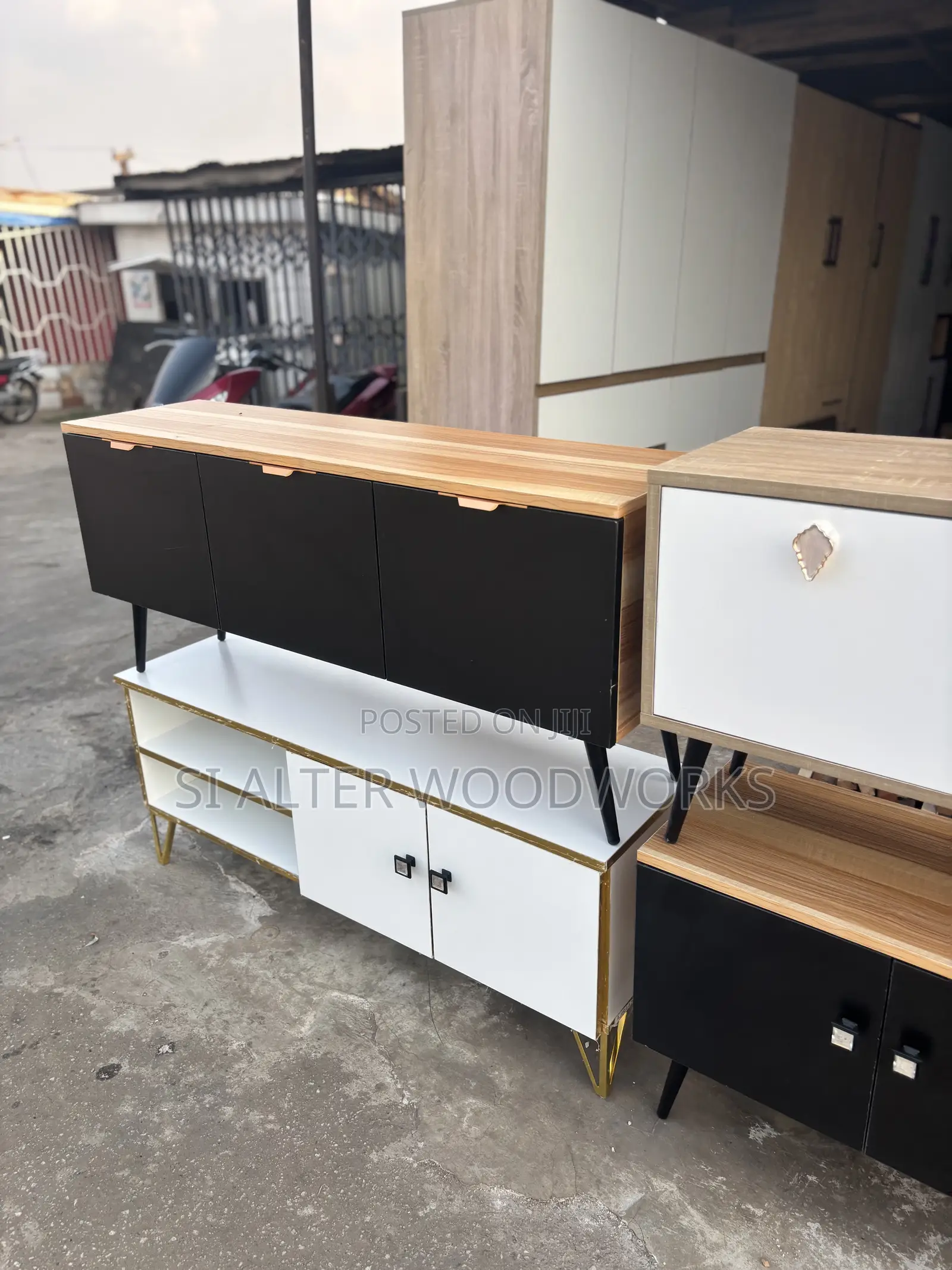 Foreign Plywood Tv Stand