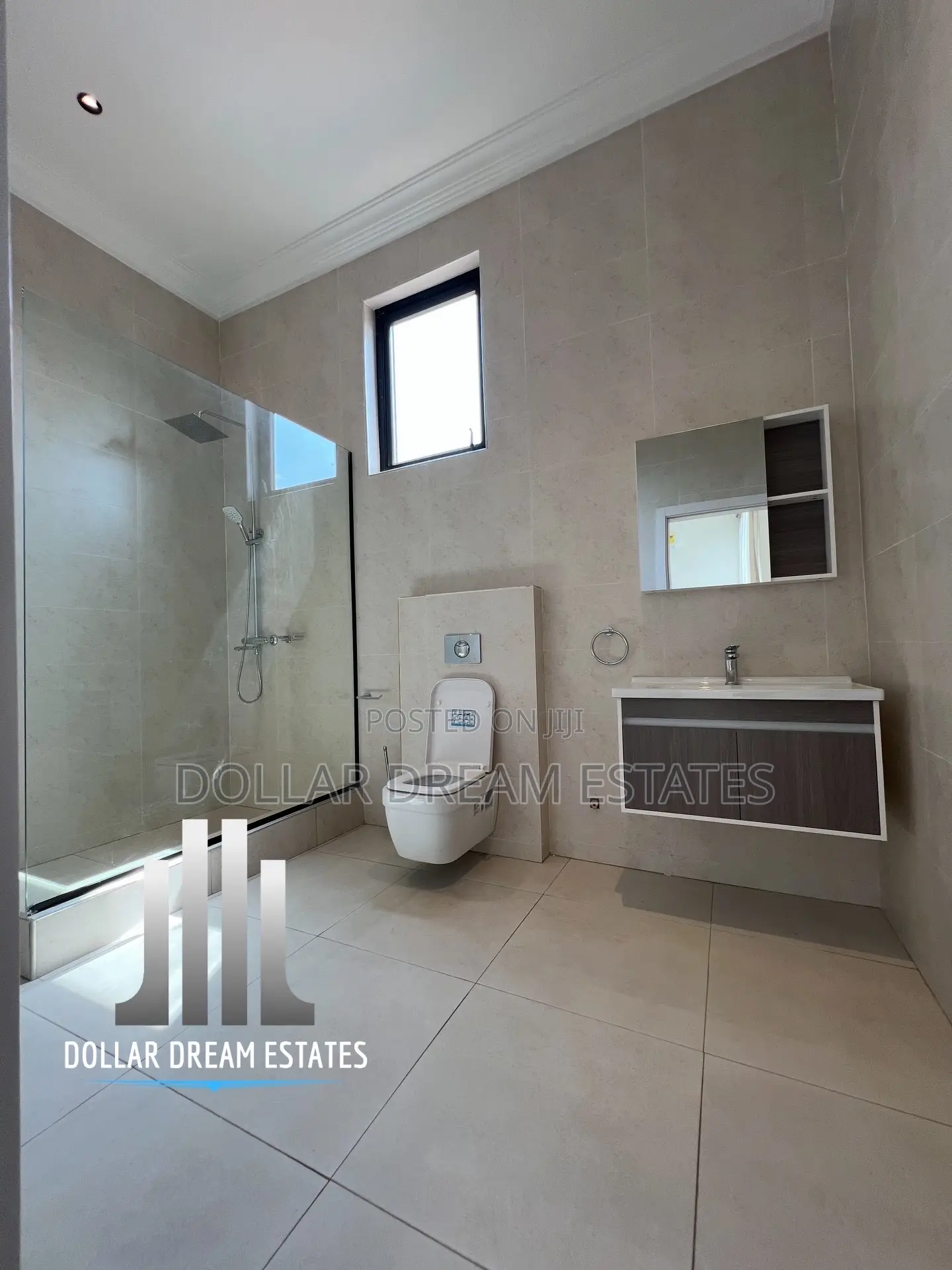 3bdrm House in Adenta for rent