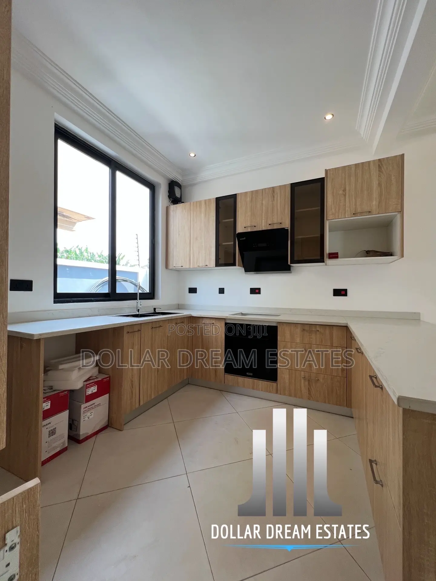3bdrm House in Adenta for rent