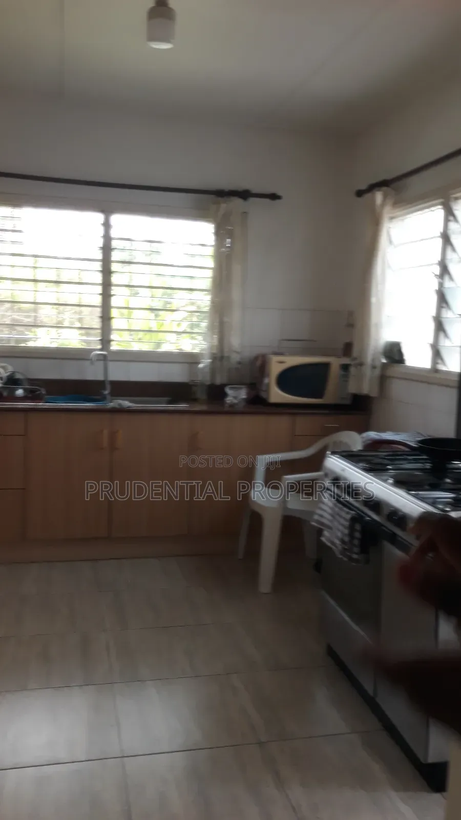 4bdrm House in Kwabenya for sale