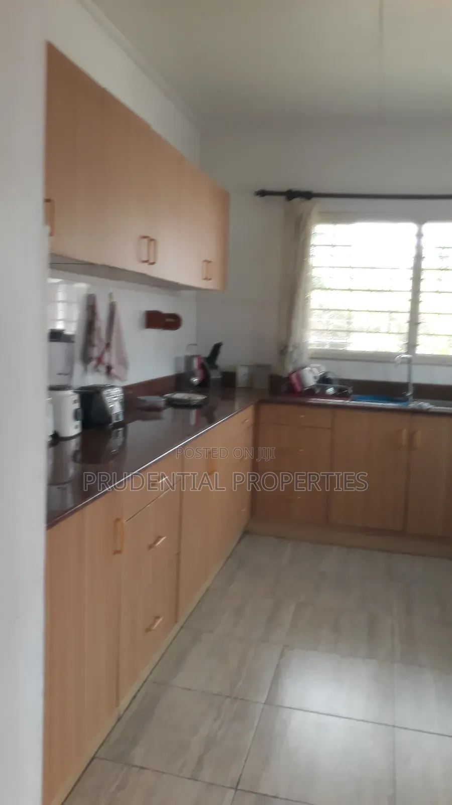 4bdrm House in Kwabenya for sale