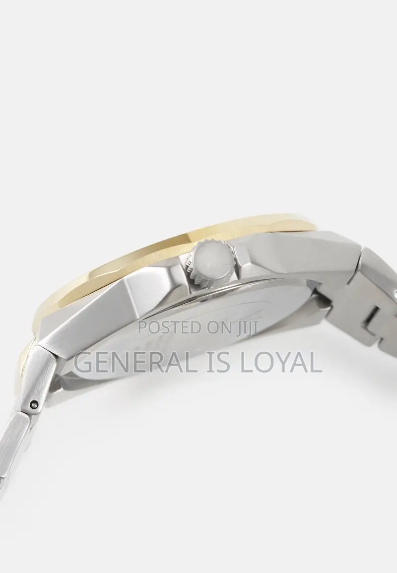 Guess Dashboard Chronograph Silver And Gold With Green Dial