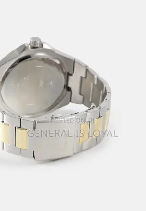 Guess Dashboard Chronograph Silver And Gold With Green Dial