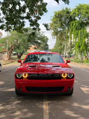 Dodge Challenger SXT RWD 2018 Red