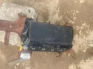 Toyota Highlander 2018 2019 Knee Airbag