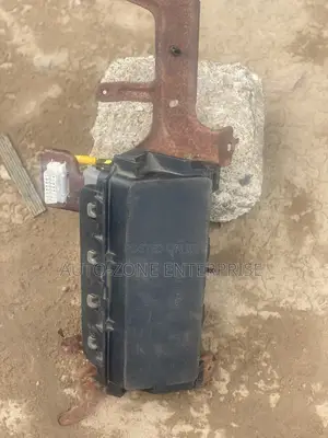 Toyota Highlander 2018 2019 Knee Airbag