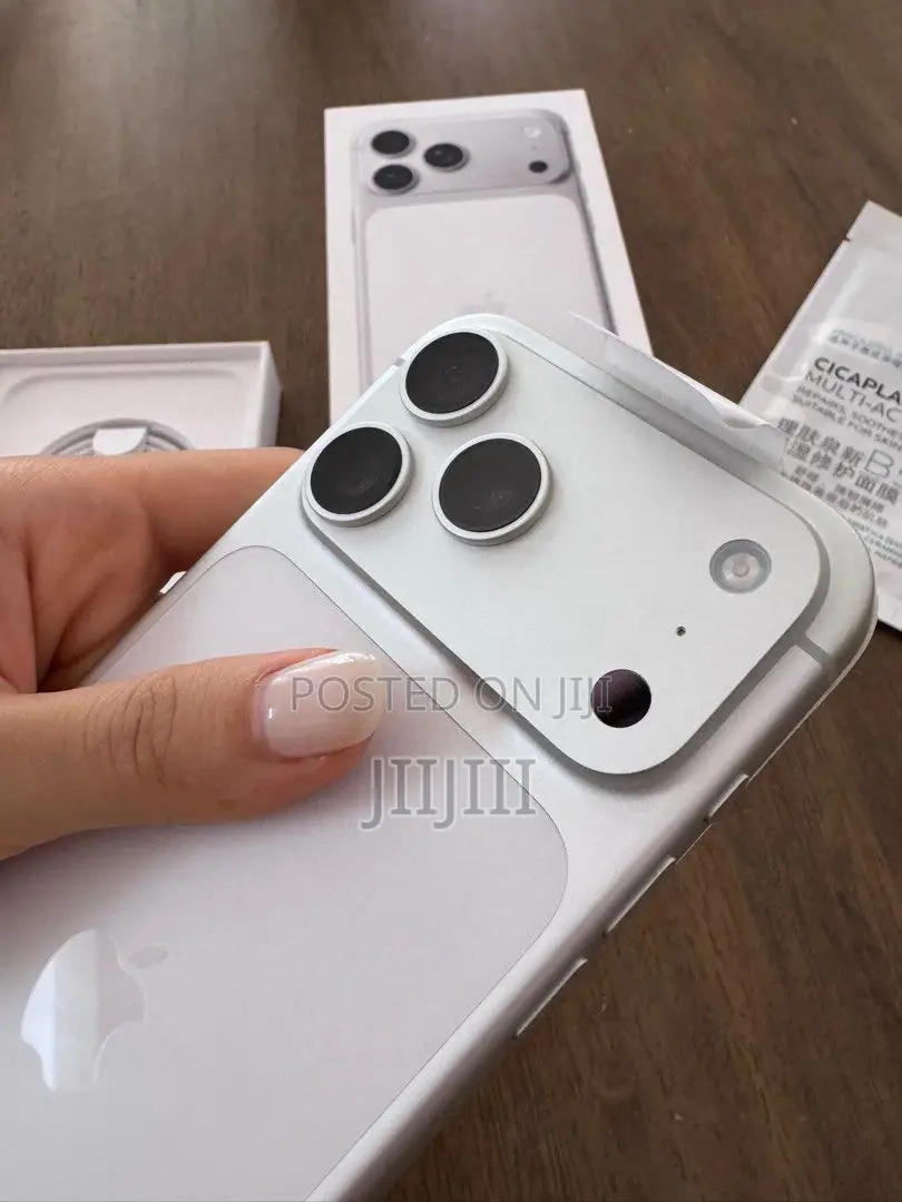 Apple iPhone 17 Pro Max 256 GB Silver