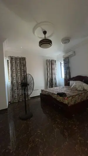 3bdrm Apartment in Chis-Lon Global, Weija Junction for rent