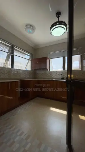 3bdrm Apartment in Chis-Lon Global, Weija Junction for rent