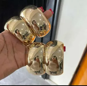 Classy Chunky Bangles