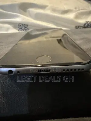 Apple iPhone 6s 32 GB Silver