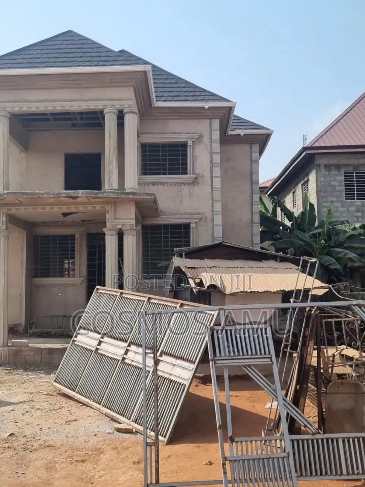 5bdrm House in Cosmos Planet, Weija for sale