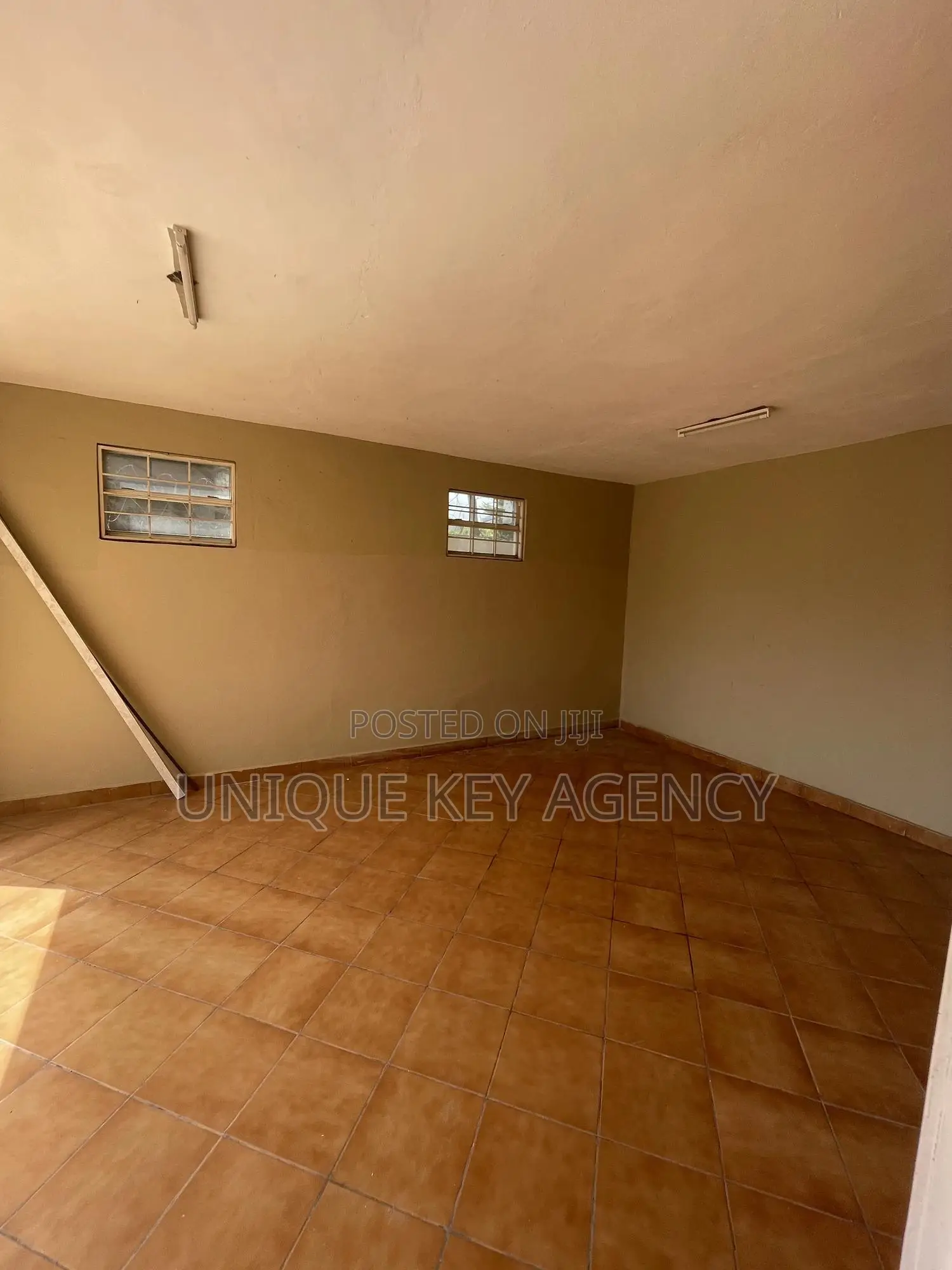 4bdrm House in Unique Key Agency, East Legon for rent