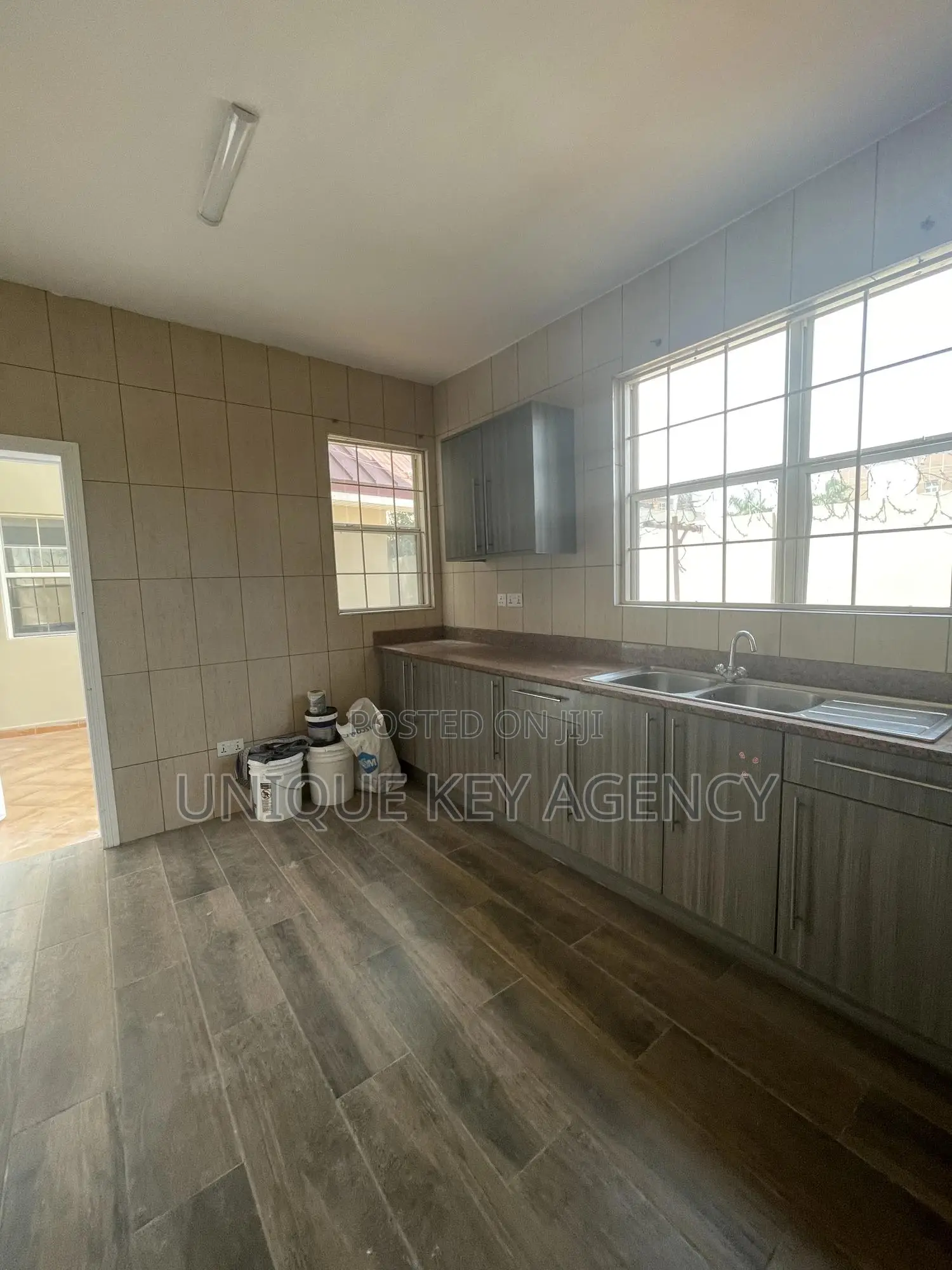4bdrm House in Unique Key Agency, East Legon for rent