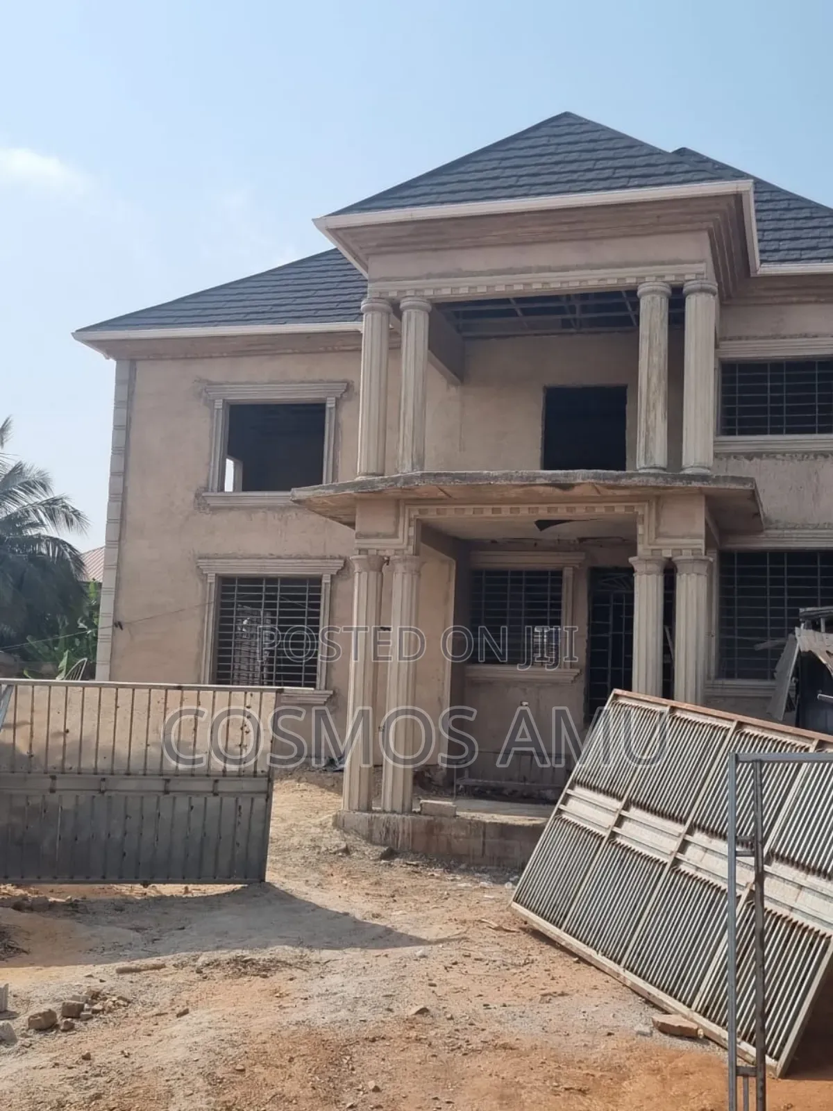 5bdrm House in Cosmos Planet, Weija for sale