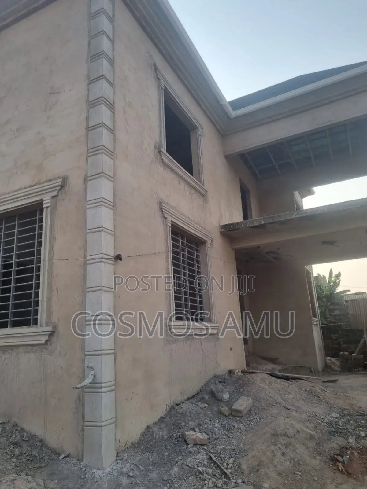 5bdrm House in Cosmos Planet, Weija for sale