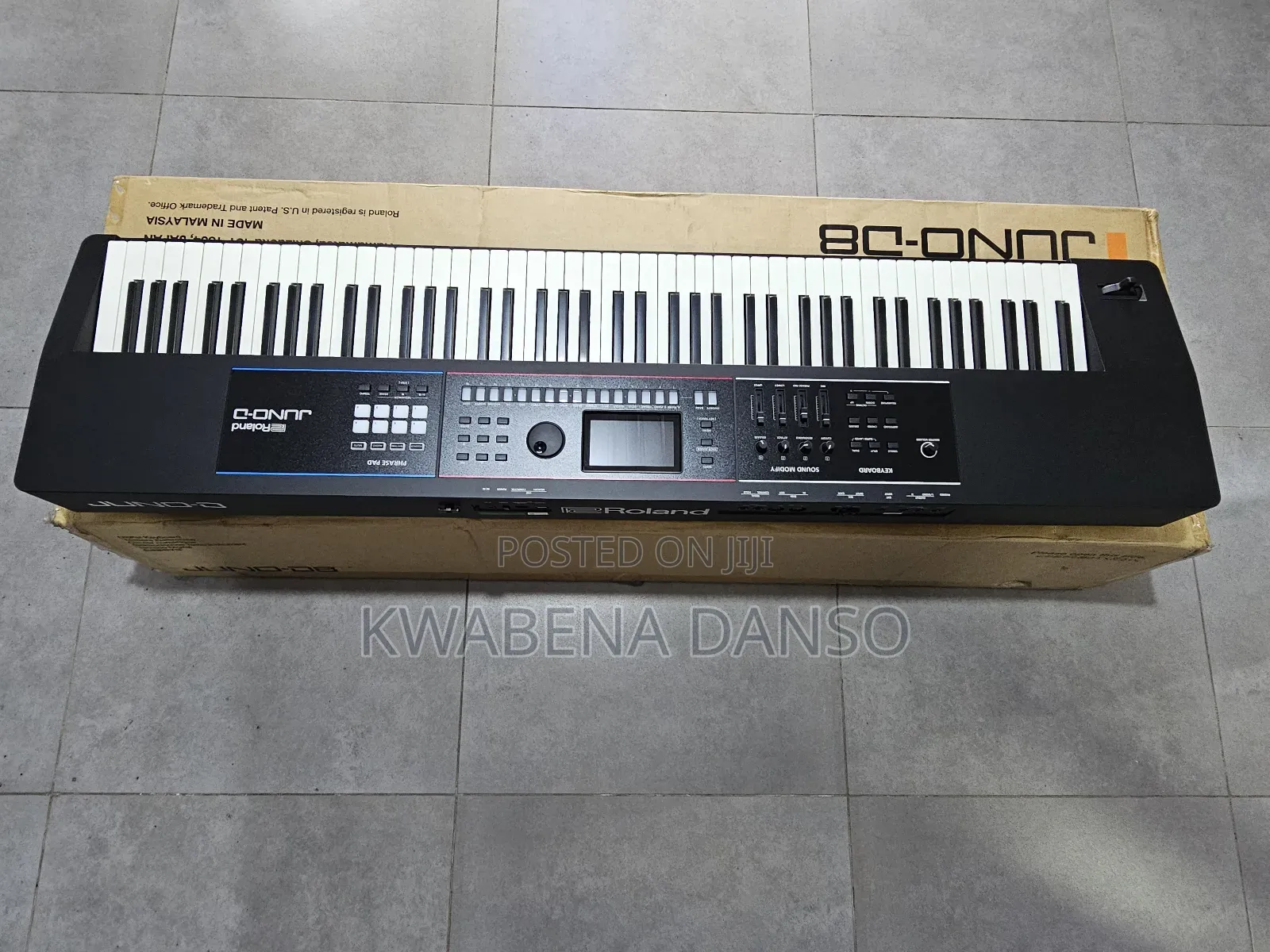 Roland Juno-D8 88-Key Synthesizer Keyboard