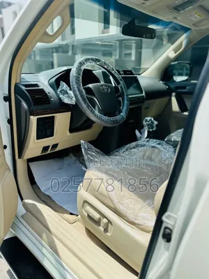 Toyota Land Cruiser Prado 2.7 2019 White