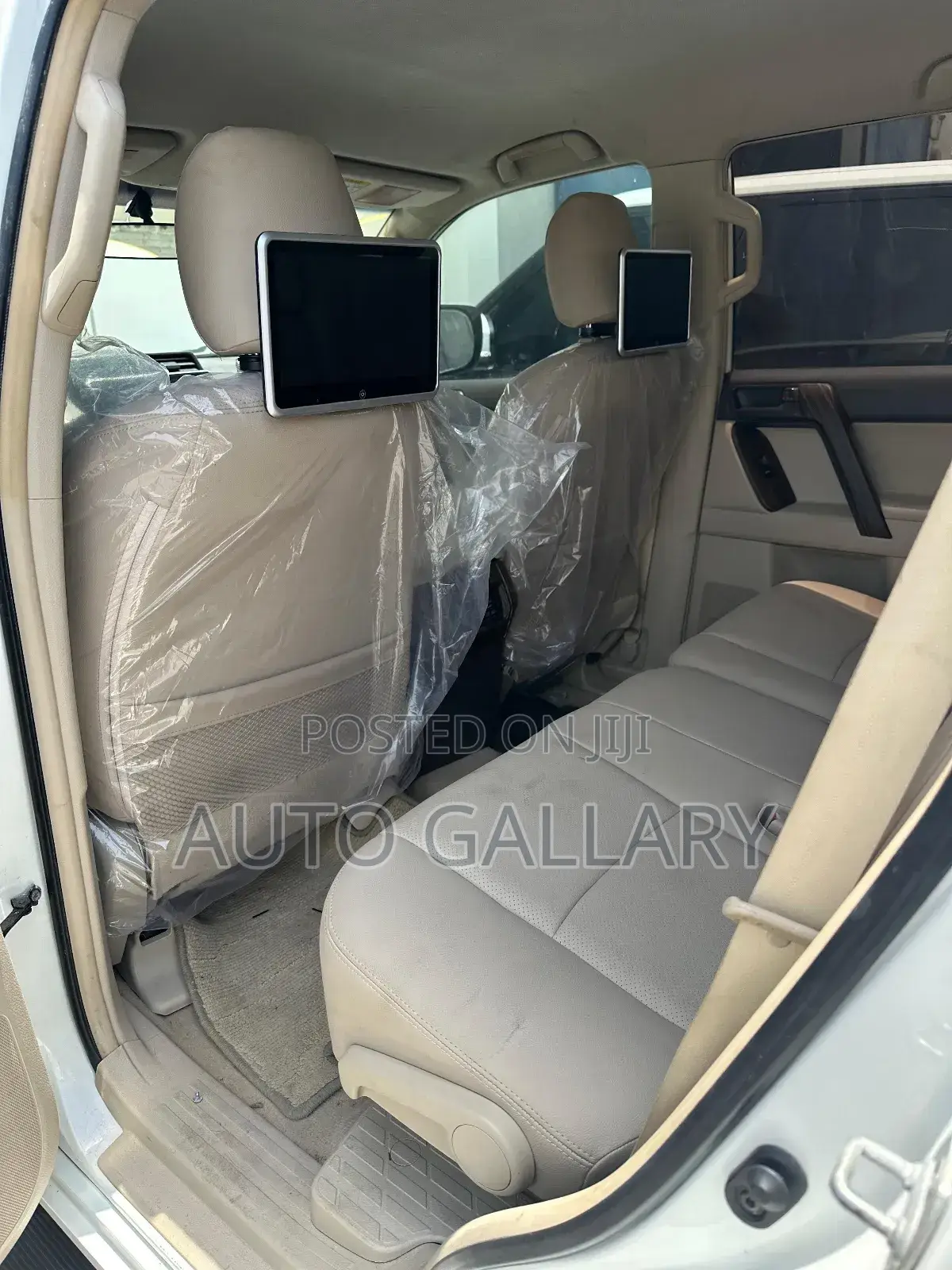 Toyota Land Cruiser Prado 2.7 2019 White