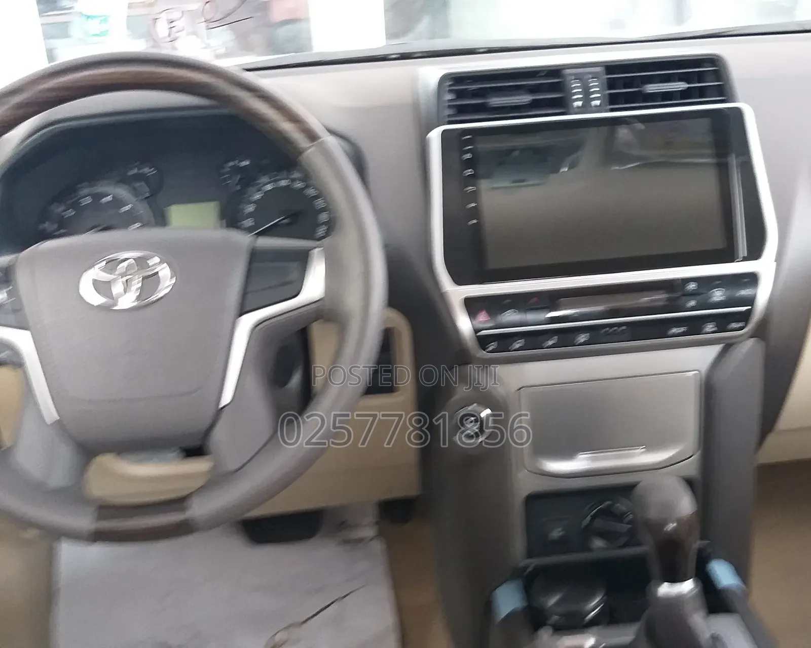 Toyota Land Cruiser Prado 2.7 2019 White