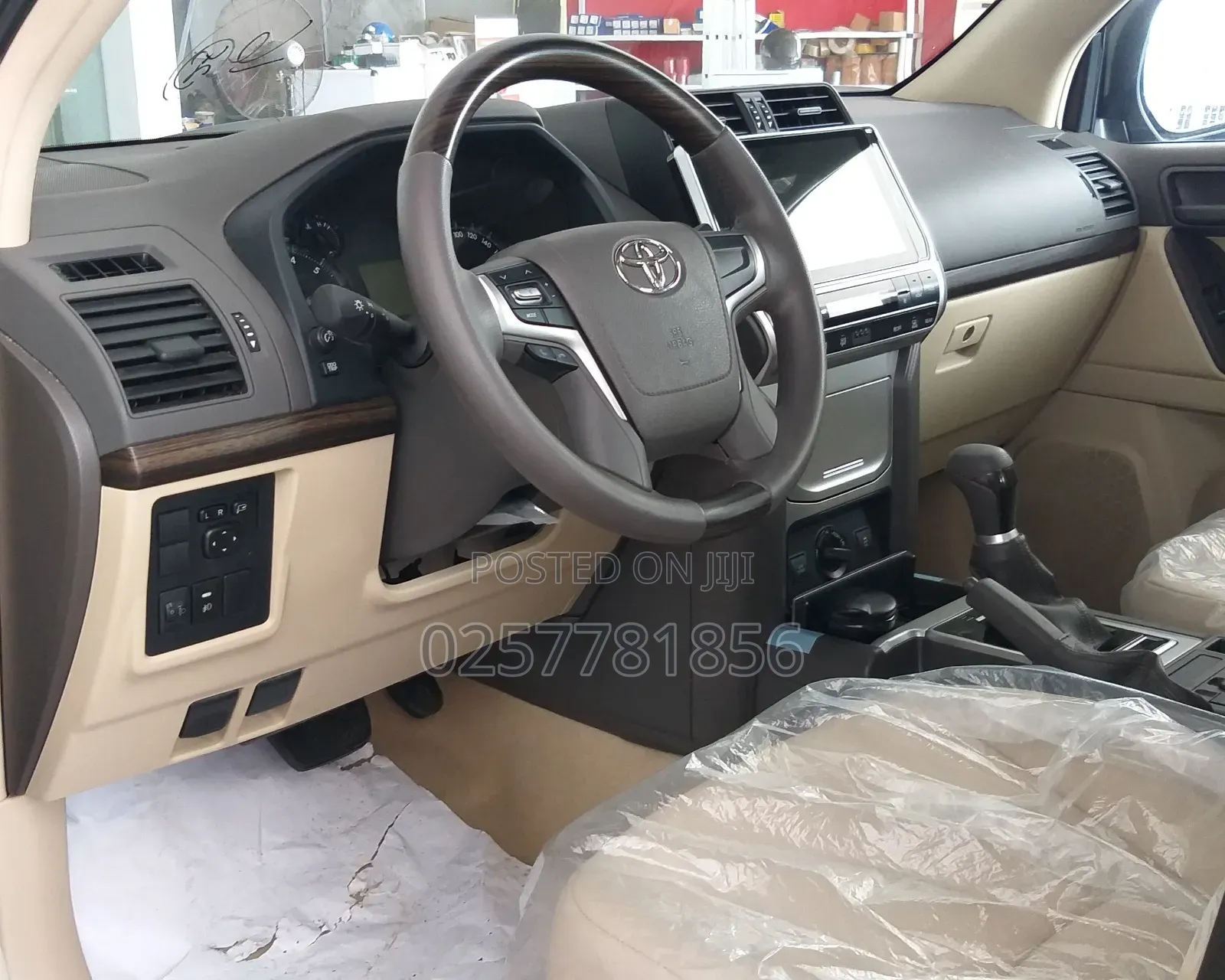 Toyota Land Cruiser Prado 2.7 2019 White