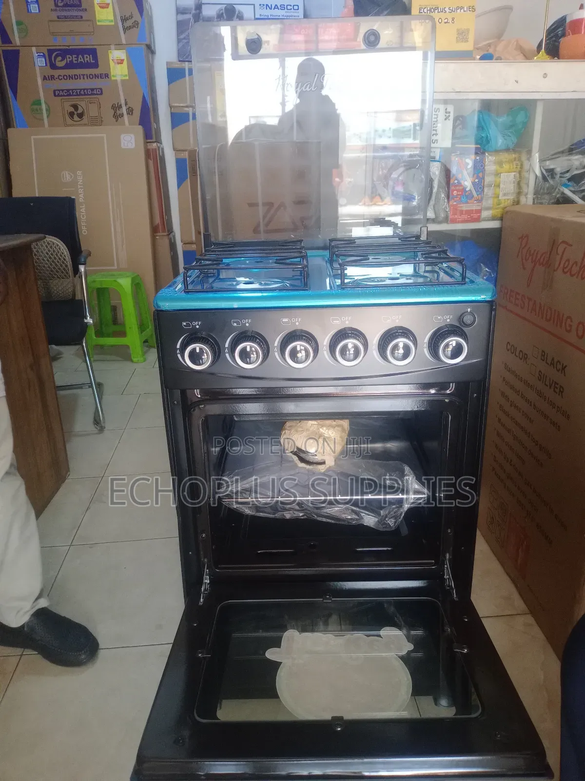 Royal Tech 4 Burner Gas Cooker With Oven and Grill
