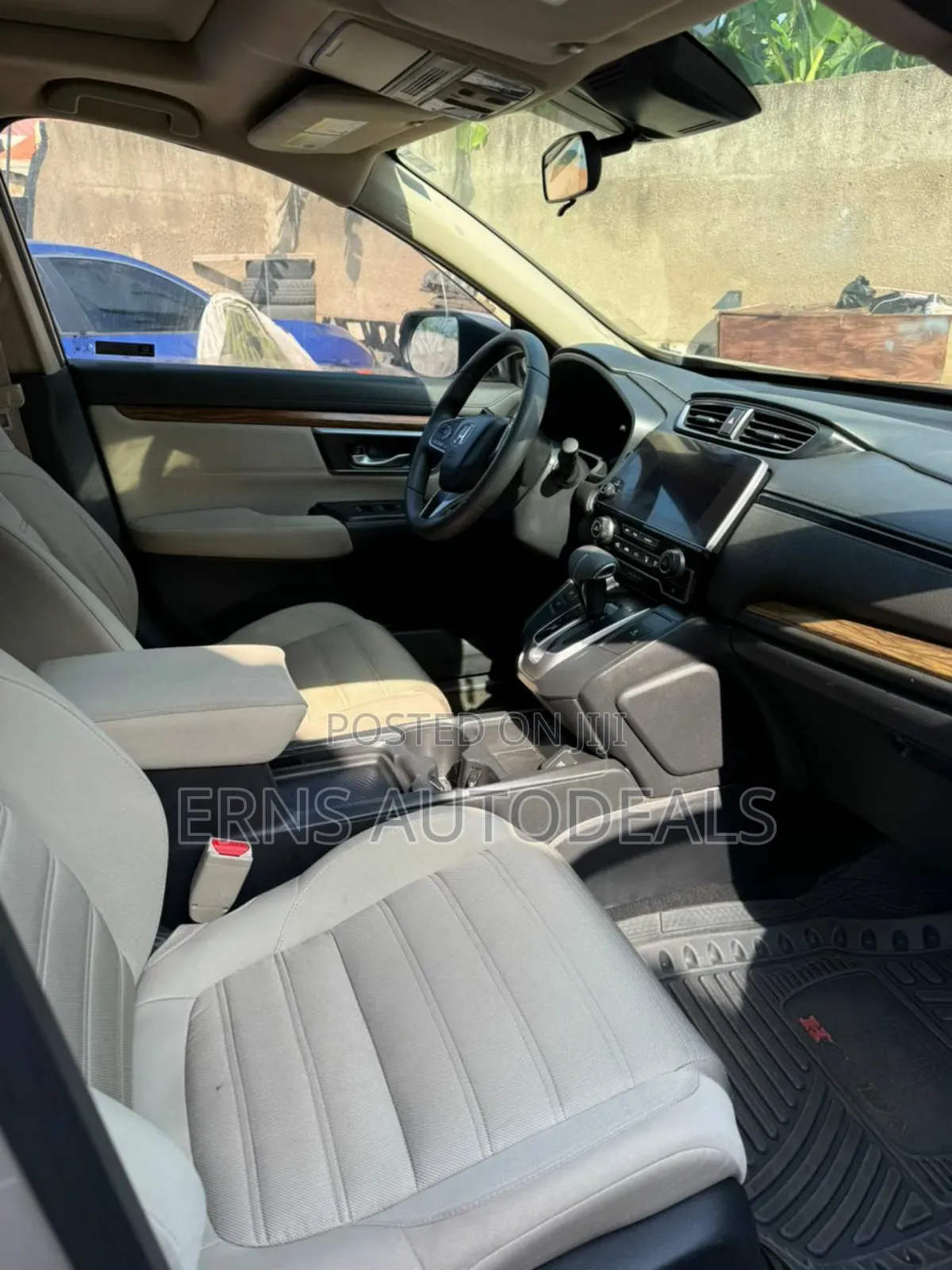 Honda CR-V Touring AWD 2018 Beige