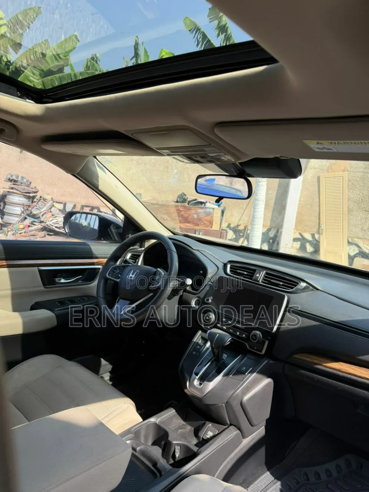 Honda CR-V Touring AWD 2018 Beige