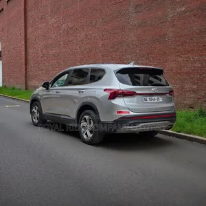 Car Rental- Hyundai Santa Fe