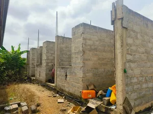 7bdrm House in Tema Metropolitan for sale