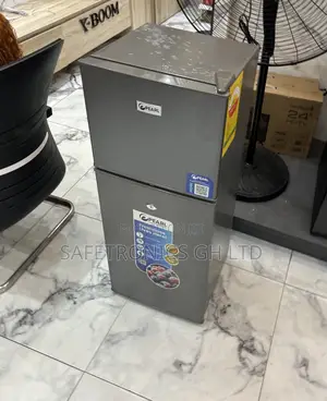 Energy Efficiency Grey 2 Doors Pearl Top Mount 80 Liters Fridge