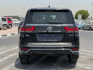 New Toyota Land Cruiser LC300 2025 Black