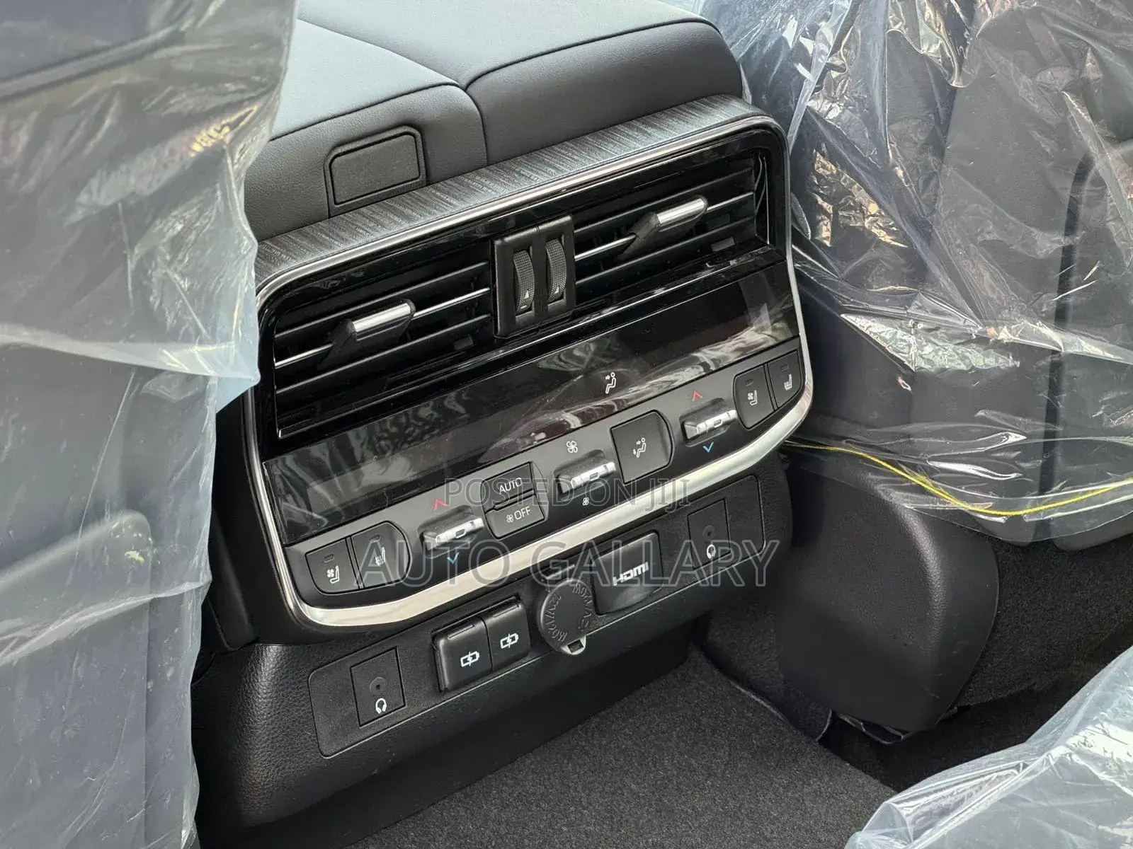 New Toyota Land Cruiser LC300 2025 Black